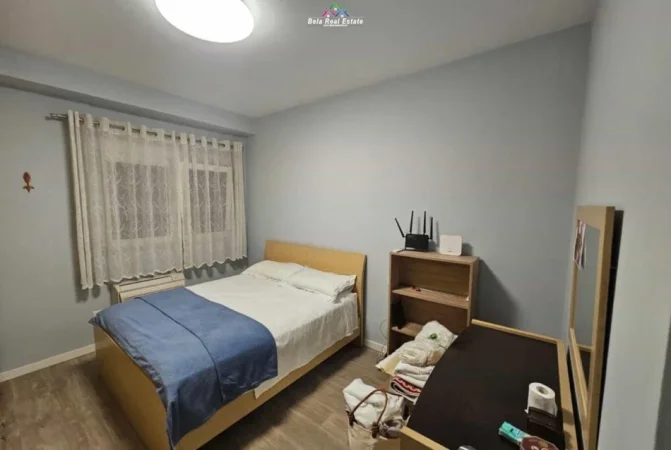 Tirane, jepet me qera apartament 2+1 Kati 2, 115 m² 600 € (xhanfize keko)