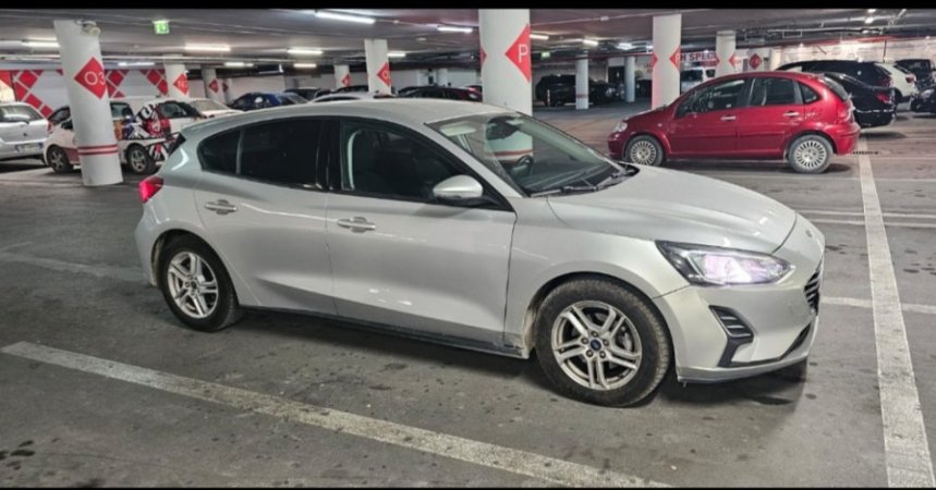 Tirane, shes makine Ford Focus Nafte, gri metalizato automatik Kondicioner 90.000 km 8.500 €