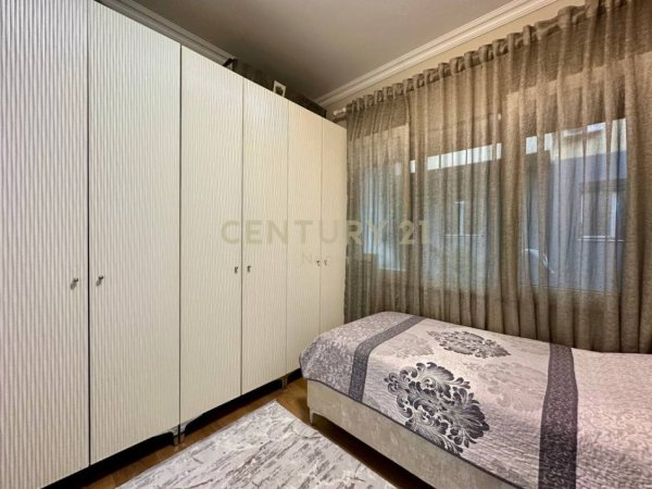 Tirane, shitet apartament 3+1+Ballkon Kati 3, 123 m² 265.000 € (KOPSHTI ZOOLOGJIK!)