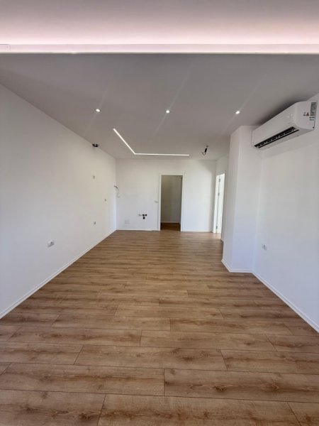 Tirane, shitet apartament 1+1 , 70 m² 165.000 € (Rruga Fortuzi)