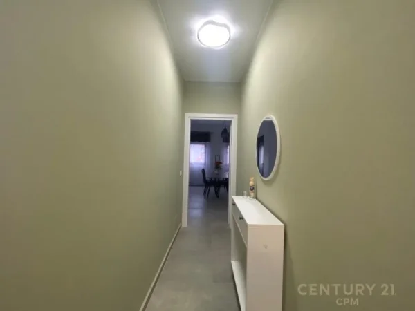 Tirane, jepet me qera apartament 2+1+Ballkon Kati 6, 650 € (Oasis Unaza e Re)