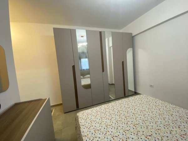 Tirane, jepet me qera apartament 2+1+Ballkon Kati 6, 650 € (Oasis Unaza e Re)