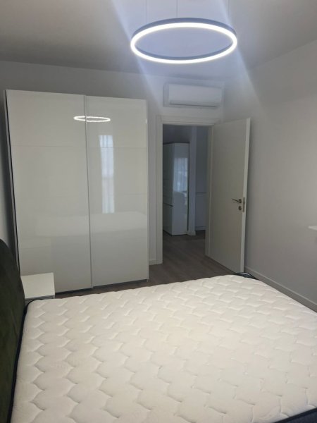 Tirane, jepet me qera apartament 1+1+Ballkon Kati 7, 75 m² 900 € (Parku Olimpik)