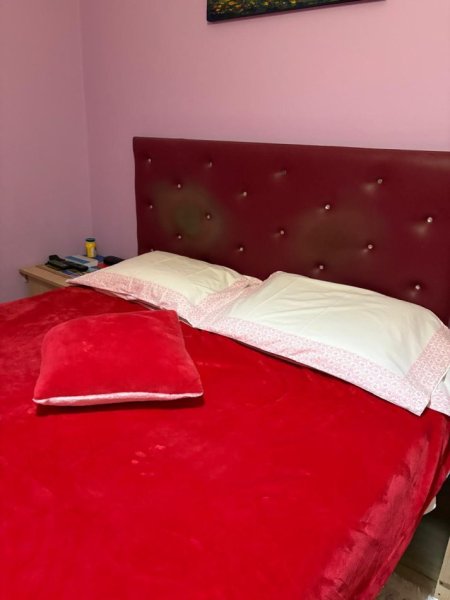 Tirane, jepet me qera apartament 1+1 Kati 12, 400 € 