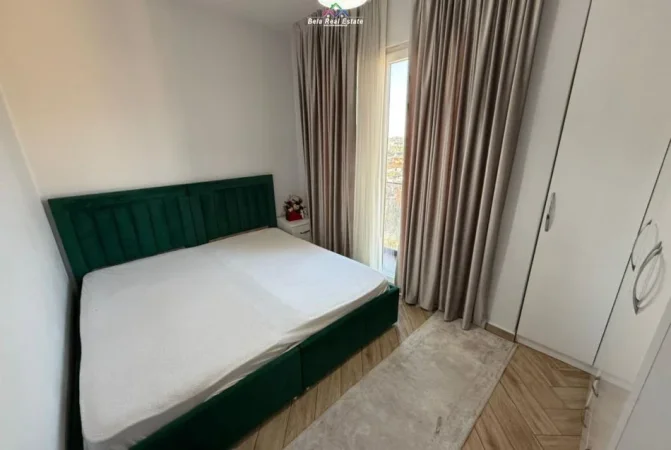 Tirane, jepet me qera apartament 1+1+Ballkon Kati 5, 60 m² 500 € (Rruga Don Bosko)