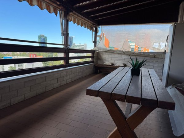 Tirane, jepet me qera apartament 2+1+Ballkon Kati 10, 123 m² 1.700 € (Prane Air Albania)