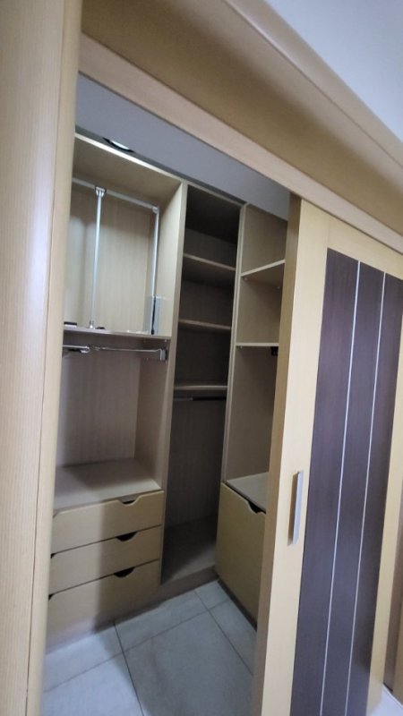 Tirane, jepet me qera apartament 2+1 Kati 2, 110 m² 600 € (Rruga e Elbasanit)