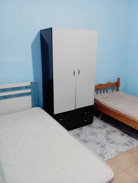 Tirane, jepet me qera garsonier 1+1 Kati 1, 35 m² (Pran Fabrikes se Kepucve, Allias)