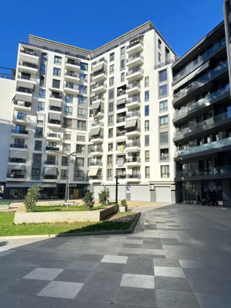 Tirane, shitet apartament 1+1 Kati 9, 79 m² 127.000 € (Kompleksi Turdiu,Ish Fusha e Aviacionit)