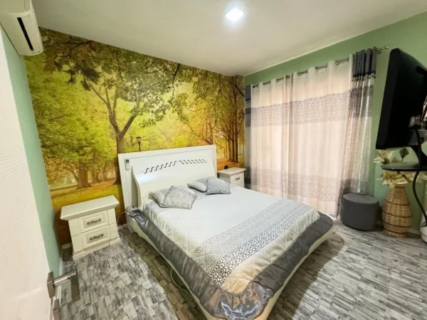 Tirane, jepet me qera apartament 2+1 Kati 9, 130 m² 600 € 