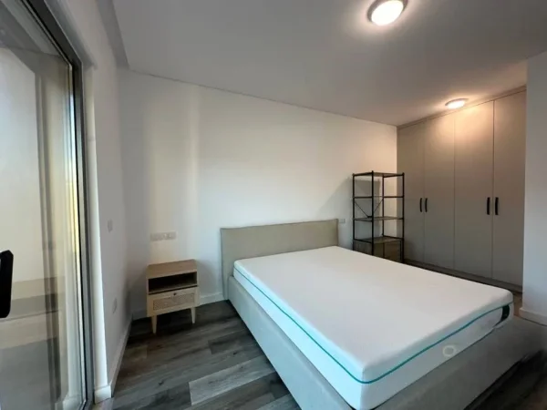 Tirane, jepet me qera Vile 3+1 Kati 0, 220 m² 2.500 € (Rezidencen Olive Grove)