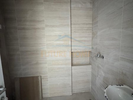 Tirane, shitet apartament 2+1 Kati 2, 111 m² 199.000 € 