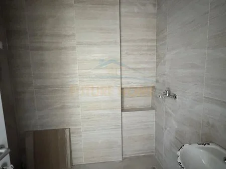 Tirane, shitet apartament 2+1 Kati 2, 111 m² 199.000 € 