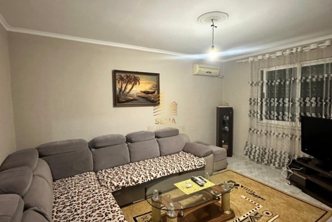 Tirane, jepet me qera apartament 1+1 Kati 4, 65 m² 500 € (Rruga Pandi Dardha)