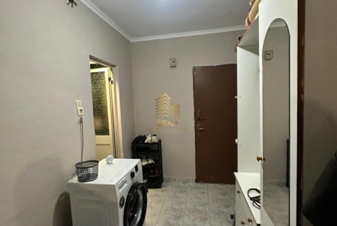 Tirane, jepet me qera apartament 1+1 Kati 4, 65 m² 500 € (Rruga Pandi Dardha)