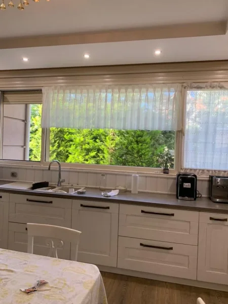 Tirane, shitet Vile 3 Katshe Kati 4, 650 m² 975.000 € (Mjull-Bathore)