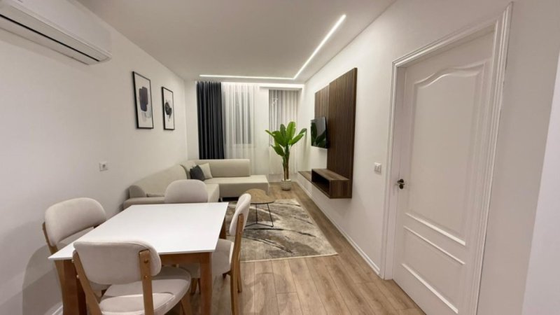 Tirane, shitet apartament 1+1 Kati 7, 70 m² 178.000 € (Qender)