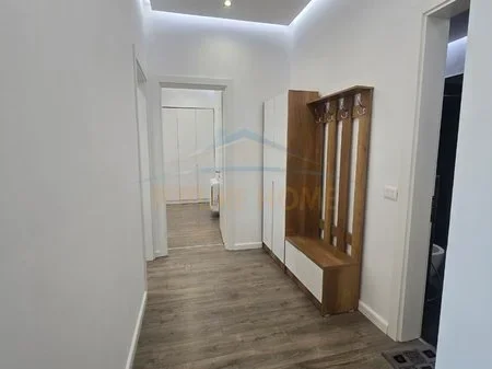Tirane, jepet me qera apartament 2+1 Kati 7, 120 m² 550 € 