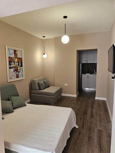 Tirane, jepet me qera garsonier Kati 1, 35 m² 400 € (Rr. Fortuzi)