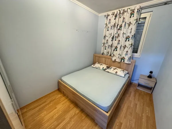 Tirane, jepet me qera apartament 3+1 , 1.500 €