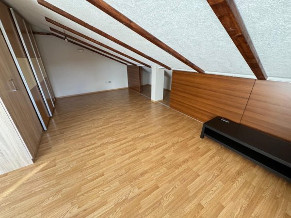 Tirane, jepet me qera apartament 3+1 , 1.700 € 