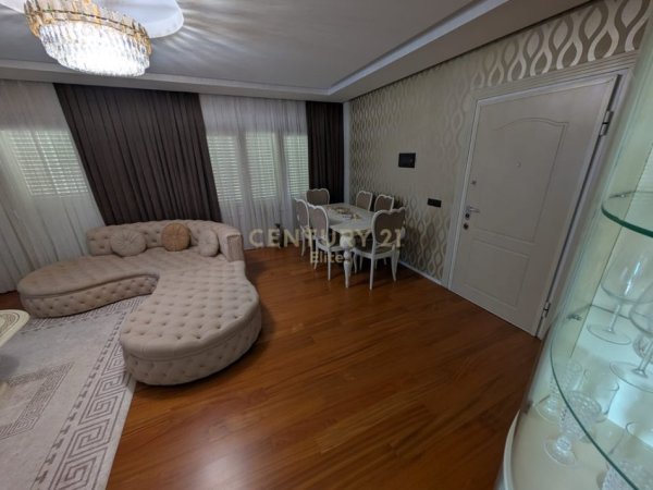 Tirane, shitet apartament 2+1 Kati 5, 145 m² 350.000 € (Kopshti Botanik/Zoologjik)