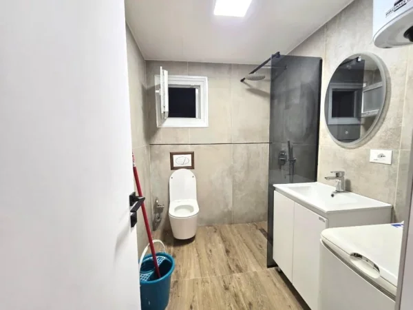 Tirane, shitet apartament 2+1 , 78 m² 149.000 € (Perballe me Maternitetin e Ri)