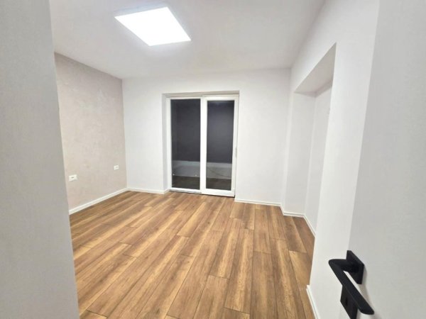 Tirane, shitet apartament 2+1 , 78 m² 149.000 € (Perballe me Maternitetin e Ri)