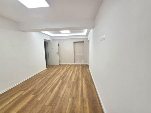 Tirane, shitet apartament 2+1 , 78 m² 149.000 € (Perballe me Maternitetin e Ri)