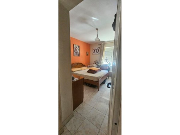 Vlore, shitet apartament 2+1+Ballkon Kati 3, 105.000 € (Rruga Riza Salati)