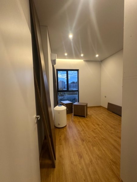 Tirane, jepet me qera apartament 1+1 Kati 4, 70 m² 750 € (Spring Residence, Vasil Shanto)