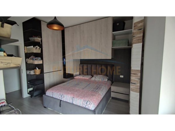 Tirane, shitet apartament 2+1+Ballkon Kati 3, 99 m² 175.000 € (Kompleksi Mangalem)