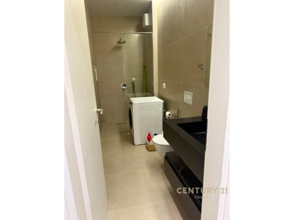 Tirane, jepet me qera apartament 2+1 Kati 4, 93 m² 750 € (Jordan Misja)