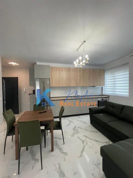 Tirane, jap me qera apartament 2+1+Ballkon Kati 4, 72 m² 700 € (LIQENI I THATE TE KOMPLEKSI &quot;GREEN TERRACE&quot;)