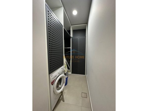 Tirane, jepet me qera apartament 1+1+Ballkon Kati 3, 72 m² 900 € (Kompleksi Delijorgji)