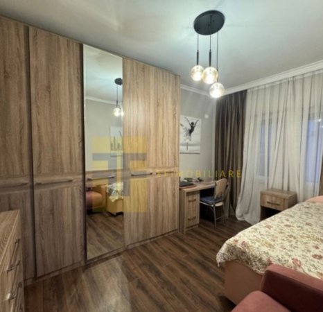 Tirane, shitet apartament 3+1+Ballkon , 144 m² 300.000 € (Komuna e Parisit)