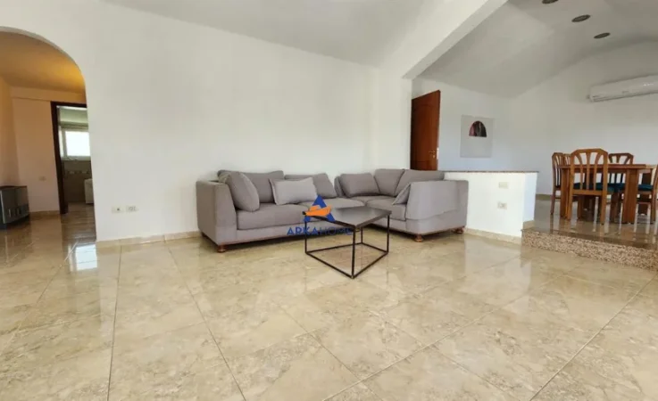 jepet me qera apartament 3+1+Ballkon Kati 6, 356 m² 1.557 €