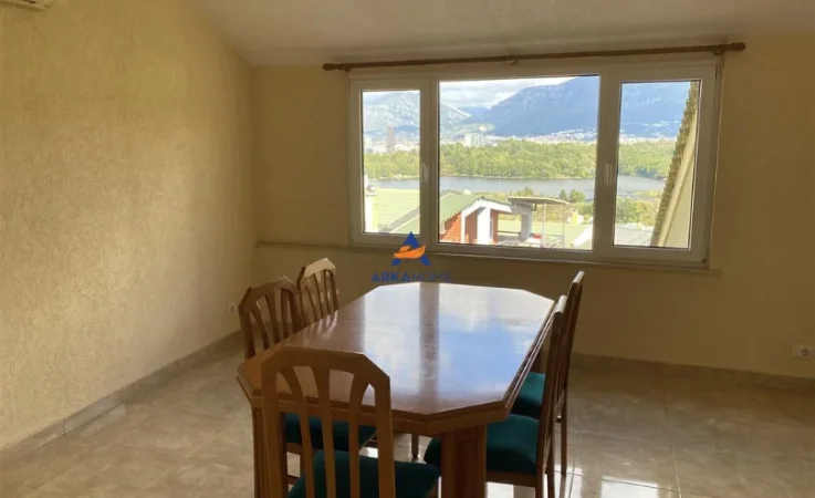 jepet me qera apartament 3+1+Ballkon Kati 6, 356 m² 1.557 €