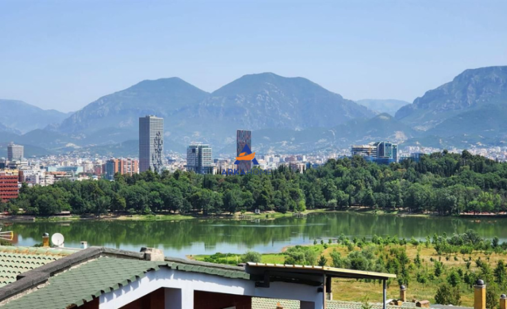 jepet me qera apartament 3+1+Ballkon Kati 6, 356 m² 1.557 €