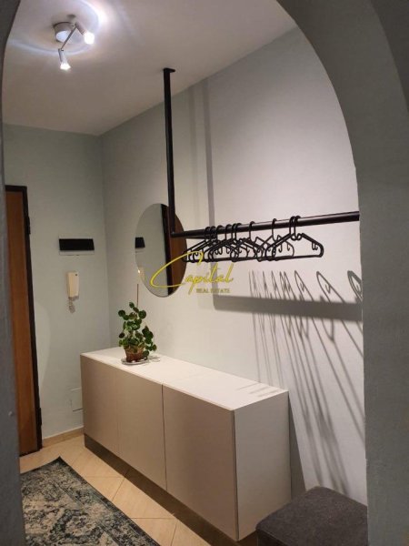 Tirane, jepet me qera apartament 1+1 Kati 6, 91 m² 600 € (ISH TREGU ELEKTRIK)