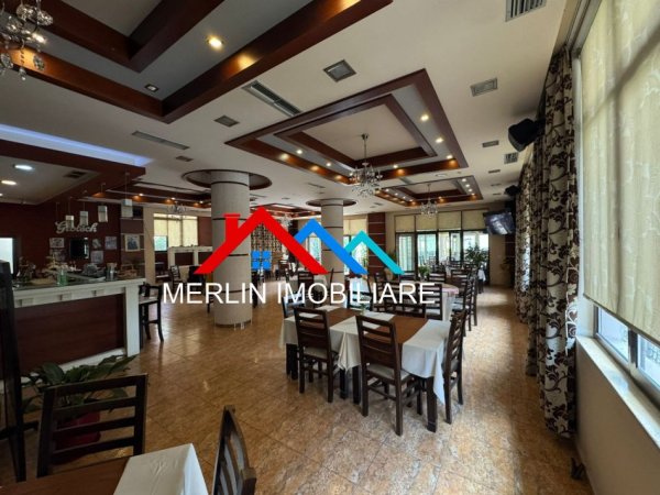 Tirane, shitet Vile 2+1+Aneks+Ballkon Kati 3, 776 m² 950.000 € (RRUGA E KOKONOZEVE,SHKOZE)