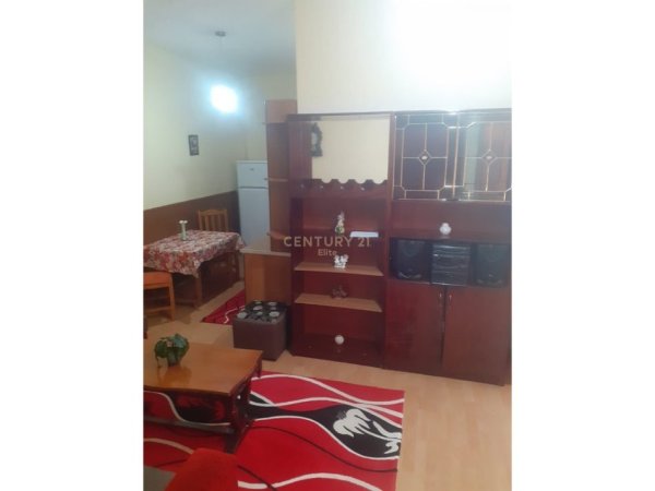 Tirane, jepet me qera apartament 2+1 Kati 3, 71 m² 600 € (Don Bosko)