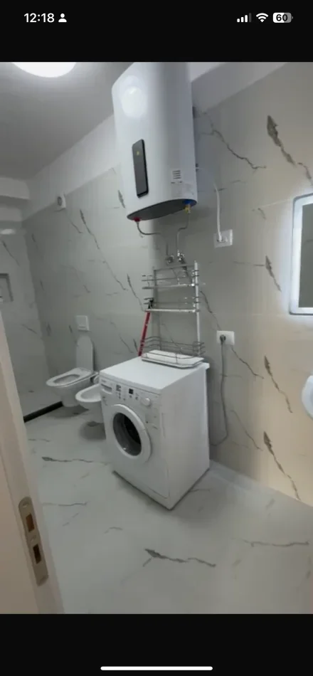Tirane, jepet me qera apartament 1+1+Ballkon Kati 4, 68 m² 650 € (zogu zi center)