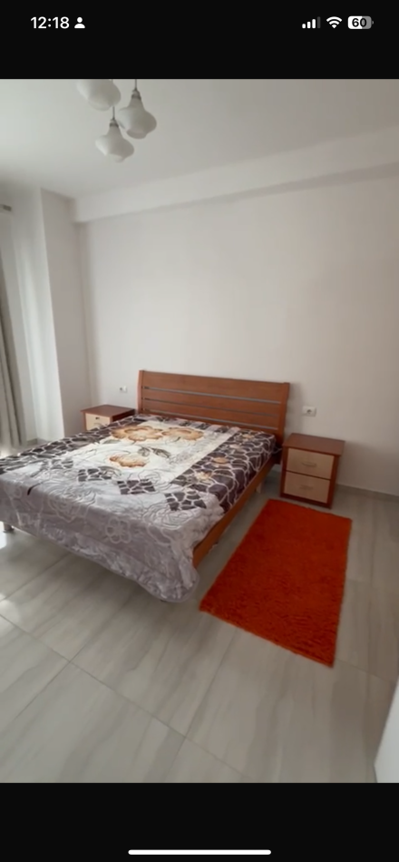 Tirane, jepet me qera apartament 1+1+Ballkon Kati 4, 68 m² 650 € (zogu zi center)