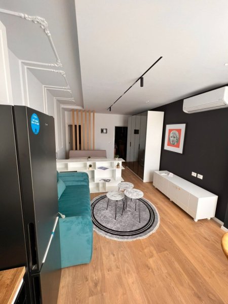 Tirane, jepet me qera apartament 1+1 Kati 2, 500 € 