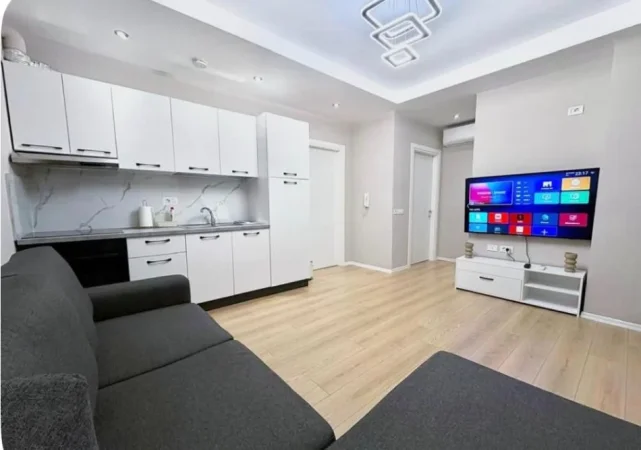 Tirane, jepet me qera apartament 2+1+Aneks+Ballkon Kati 1, 77 m² 800 € 