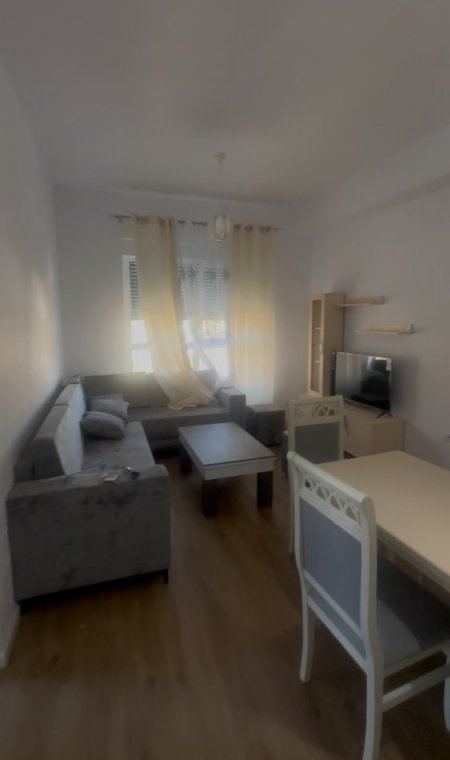 Tirane, jepet me qera apartament 2+1+Ballkon Kati 6, 80 m² 500 mije lek (Rruga Pasho Hysa,Ali Demi)