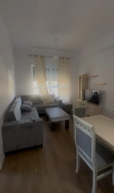Tirane, jepet me qera apartament 2+1+Ballkon Kati 6, 80 m² 500 mije lek (Rruga Pasho Hysa,Ali Demi)