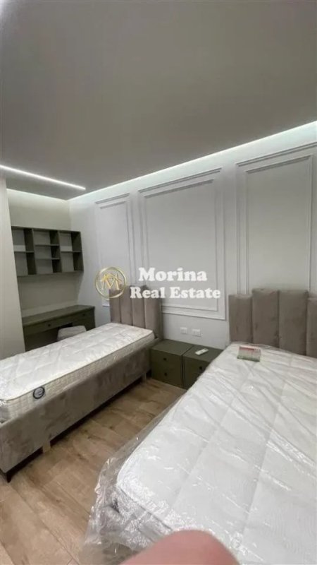 Tirane, jepet me qera apartament 2+1 Kati 5, 116 m² 1.500 € (Grand Park)