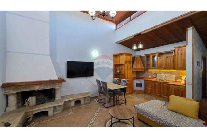 Vlore, jepet me qera apartament 1+1 Kati 4, 72 m² 300 € (Rr.Enver Jaho Rruga Enver Jaho, Vlorë)